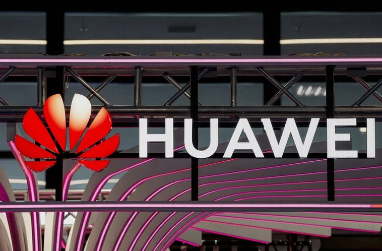 Huawei уходит от «сжатия» чипов: ставка на скорость сигналов в ущерб транзисторам