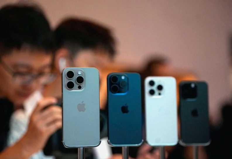 Бернстайн: у Apple шанс «раз в поколение» укрепить долю рынка