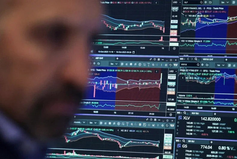Акции Канады закрылись ростом: S&P/TSX Composite +1,04%