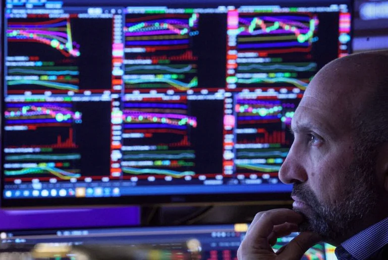 AEX в Нидерландах упал на 1,09%: рынок закрылся снижением в пятницу