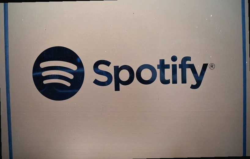Spotify запустил озвученные статьи из The Atlantic и Vogue