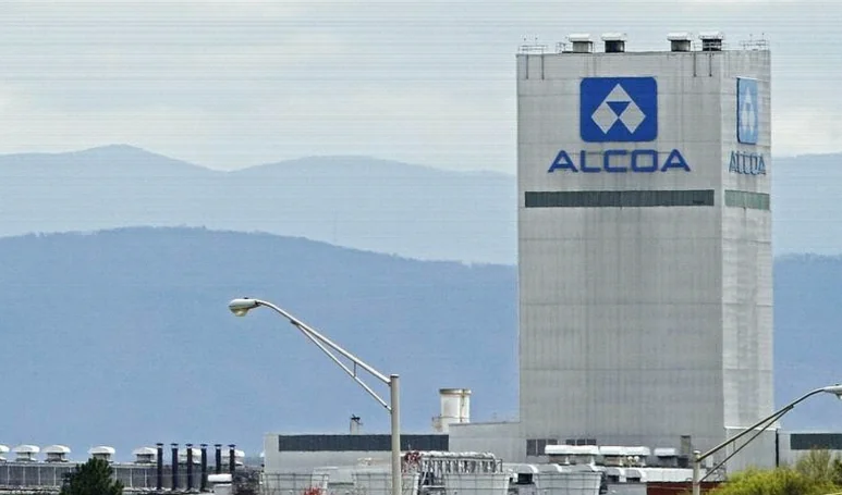 UBS повысил рейтинг Alcoa до Buy из‑за дефицита алюминия на Ближнем Востоке
